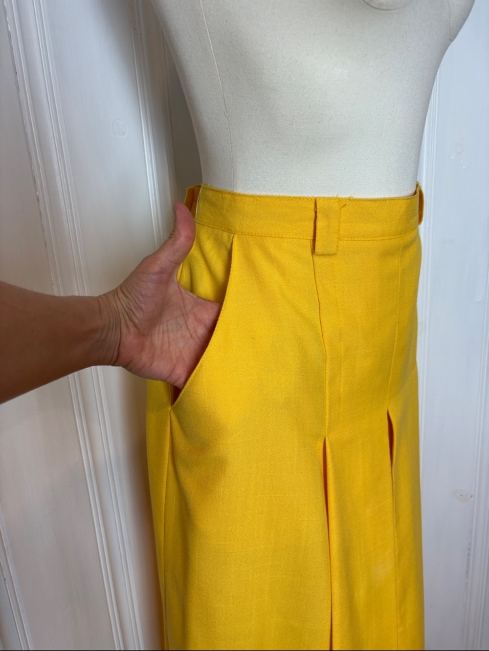 Vintage MR. LEONARD Canary Yellow Culottes Wide Leg Skirt Pants - Size 14 - Picture 6 of 8